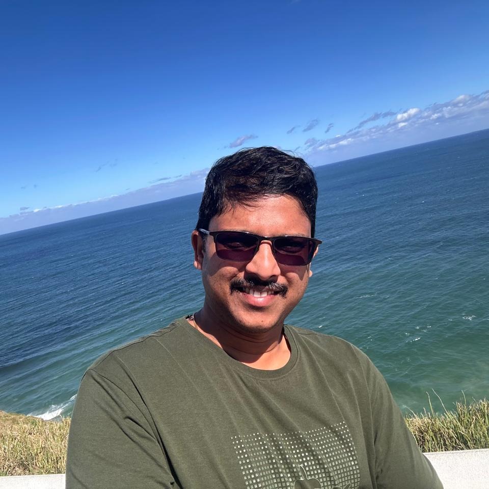 Dr. Anand, Endodontist at Vilva Dental Clinic
